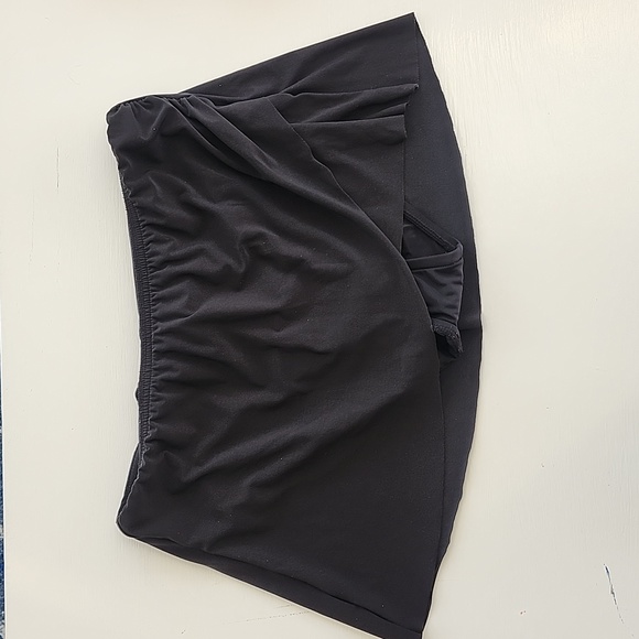 Womens Small (4-6),Medium (8-10) or XL (16-18) Black swim skirt, Aqua Green, NWT - Picture 1 of 3